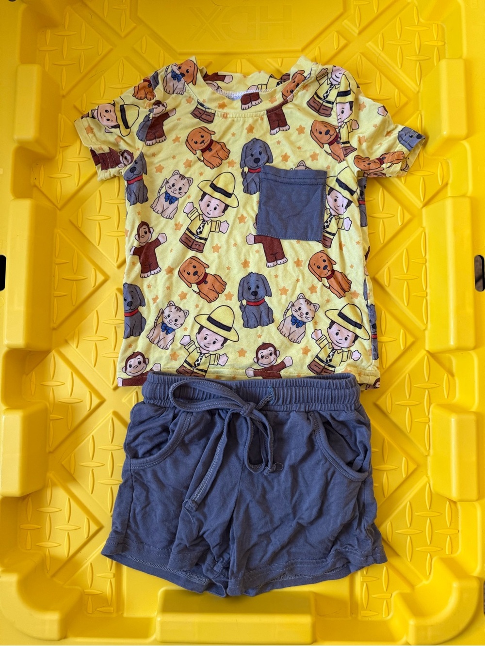 Curious George Print Tee & Gray Pocket Shorts Set